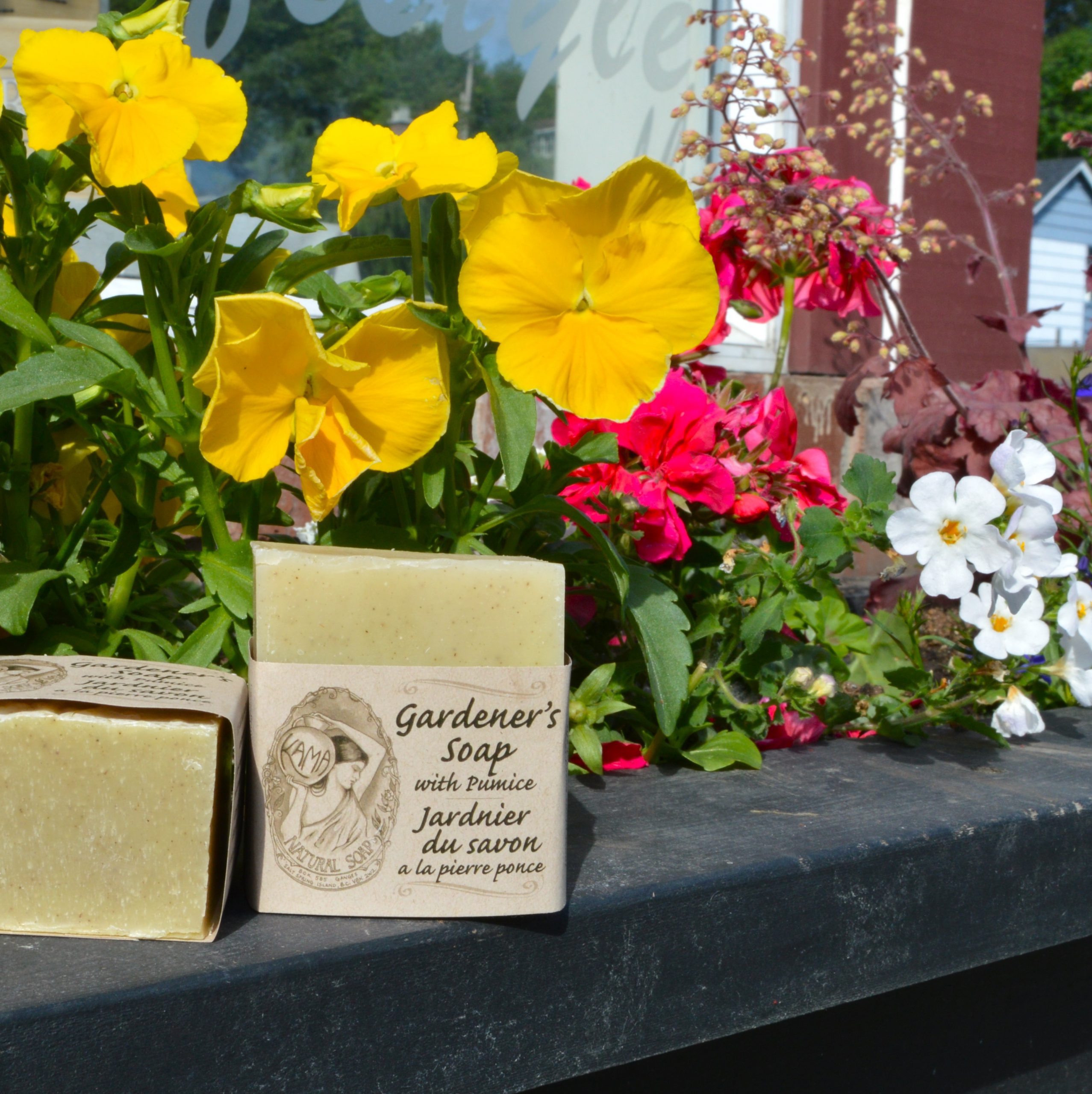 kama gardeners soap